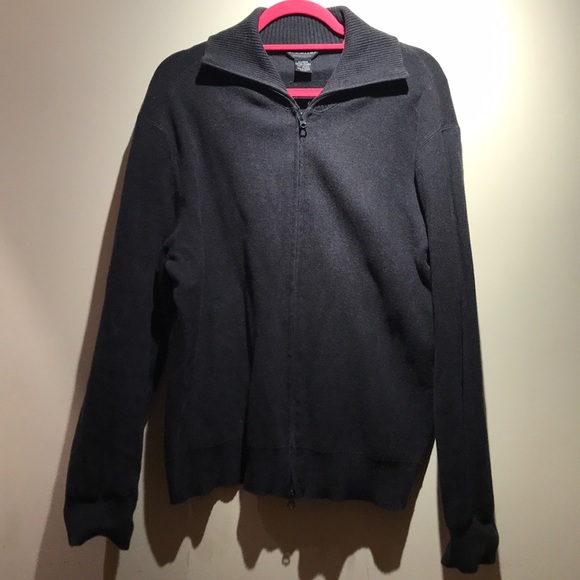 Gray Zip-Up Sweater. Super Soft. Size XL - Picture 4 of 4